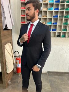 Terno Preto fosco aluguel